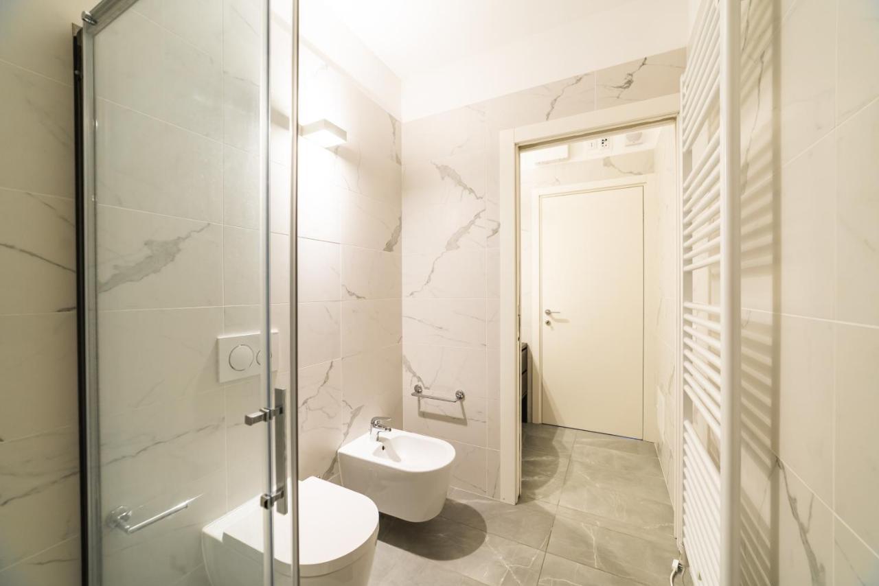 Moderno Bilocale 64Mq Con Parcheggio E Palestra Apartment Милано Екстериор снимка