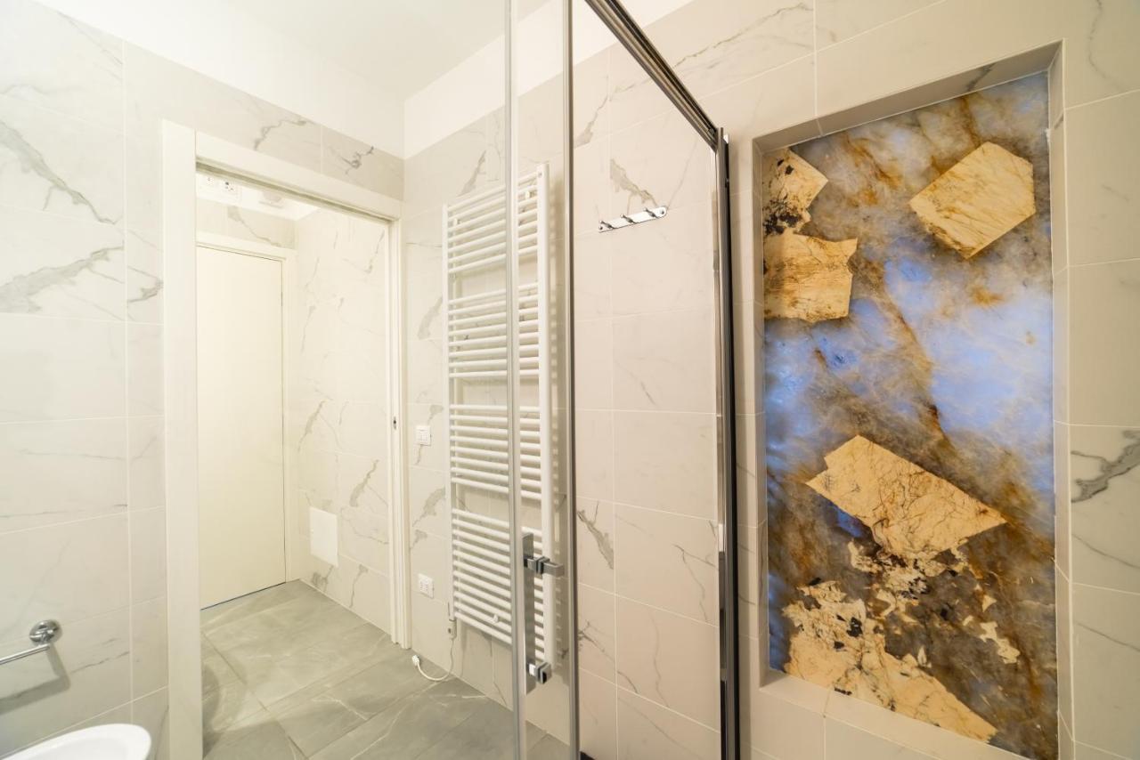 Moderno Bilocale 64Mq Con Parcheggio E Palestra Apartment Милано Екстериор снимка